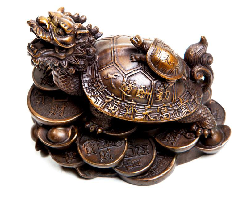 辦公寫(xiě)字臺(tái)風(fēng)水詳解，什么擺件能提升事業(yè)運(yùn)？(圖1)